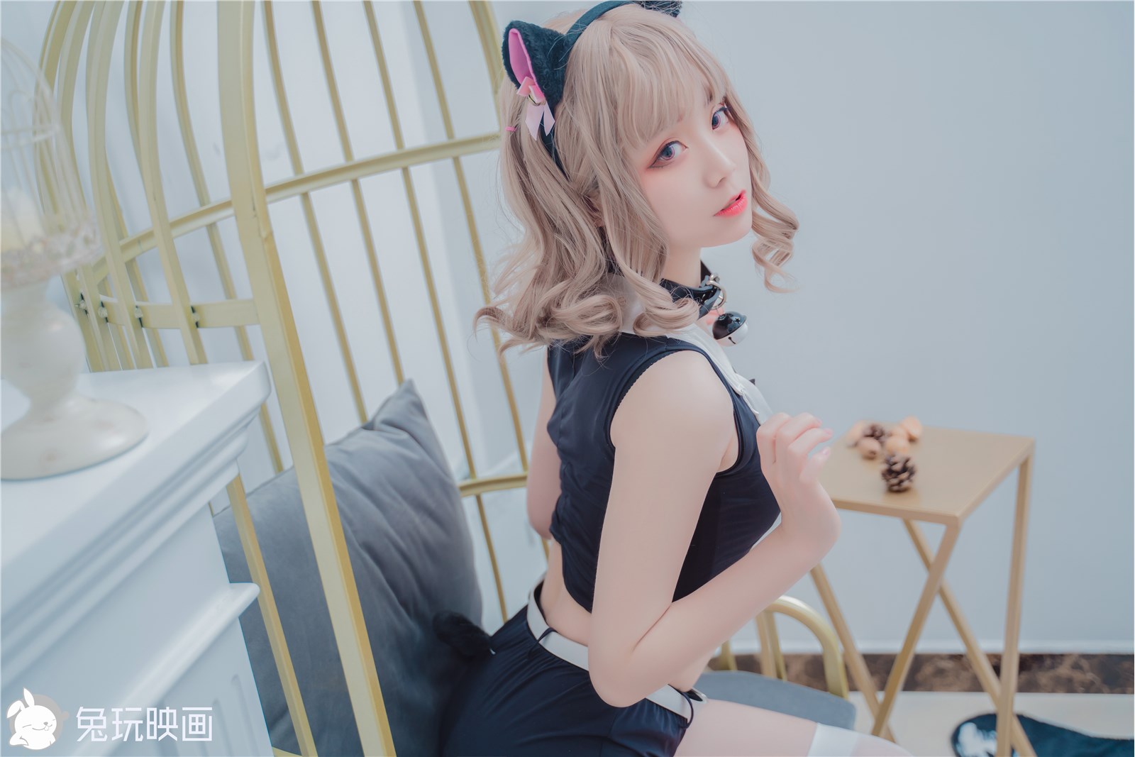 Rabbit Playing with Imagery VOL.070 Cute Meow Girlfriend(7)